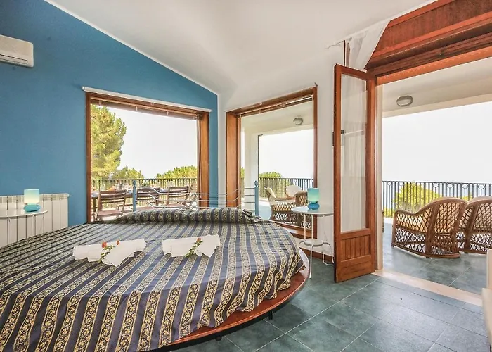 בית נופש Belvedere *